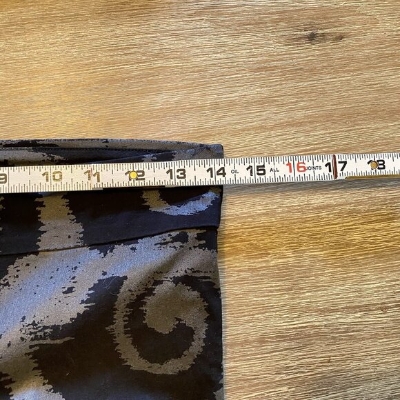 Krazy Larry Women's Black Pants Stretch Size 10 Swirl Pattern Unique - Picture 6 of 8